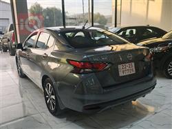 نيسان فيرسا